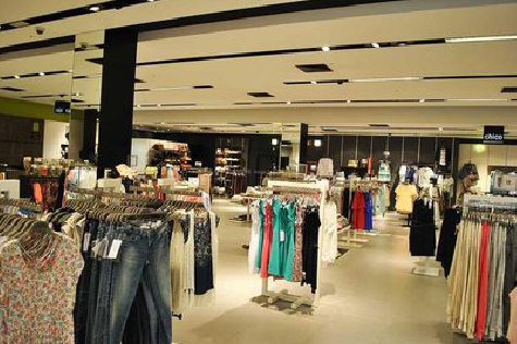 汉川商场里的店面怎么装修？